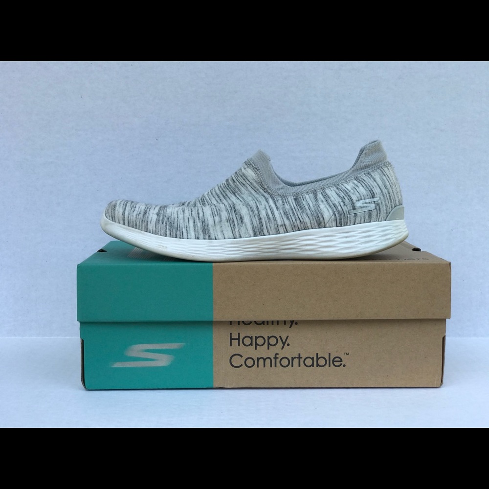 Sketchers Go Walk Tennis Shoe